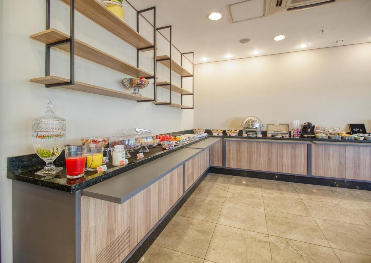 Hus Hotel דוראדוס מראה חיצוני תמונה