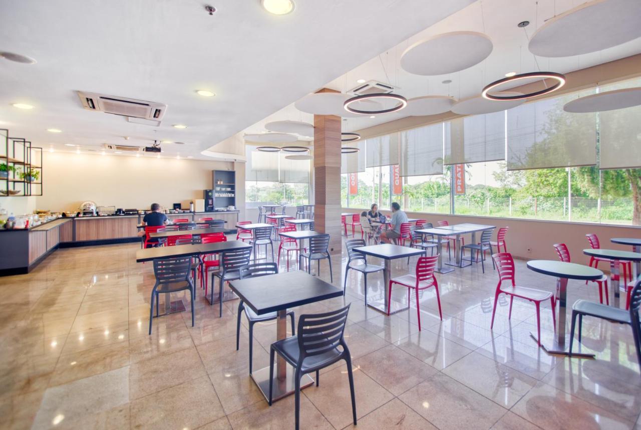 Hus Hotel דוראדוס מראה חיצוני תמונה