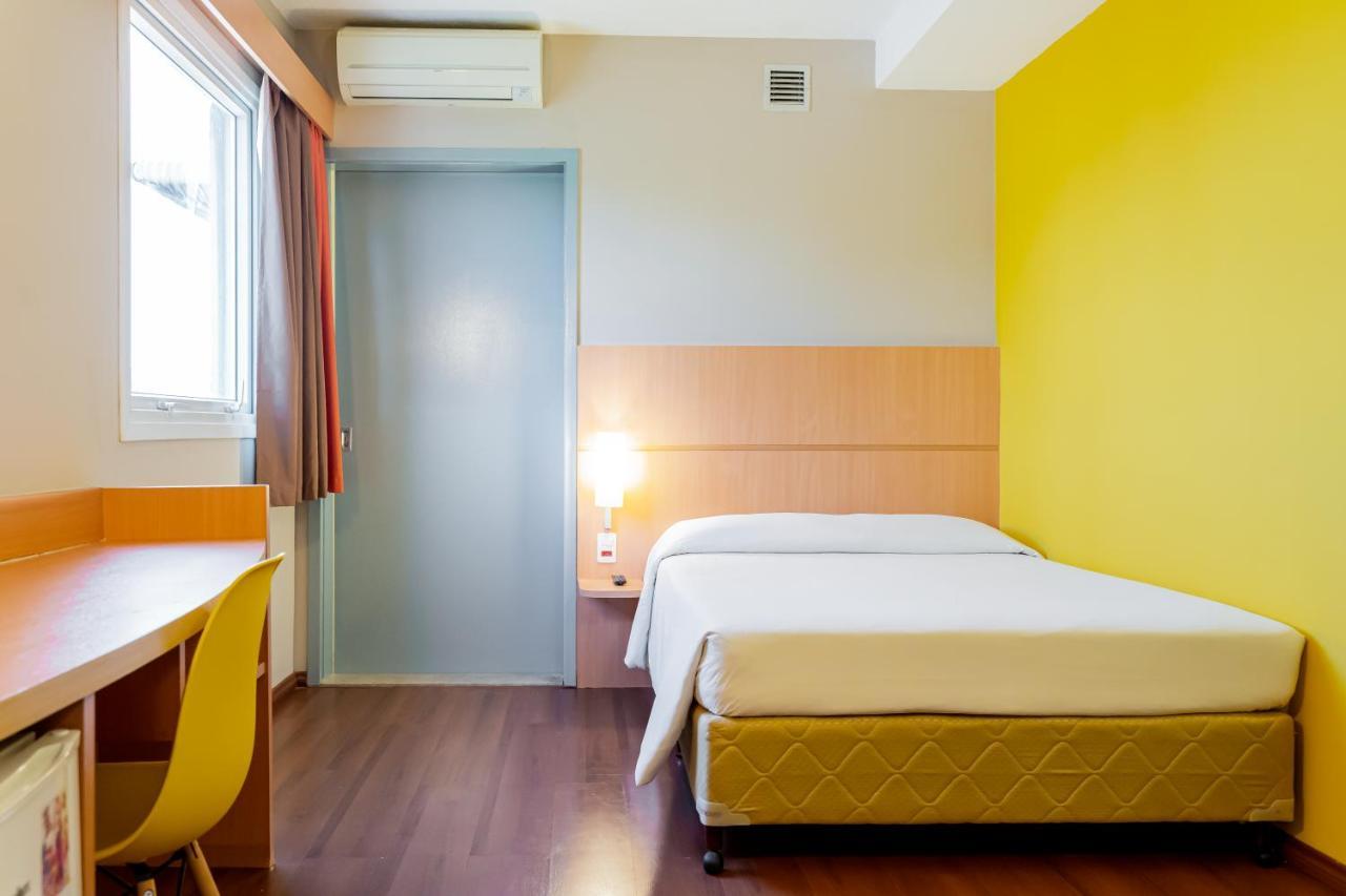 Hus Hotel דוראדוס מראה חיצוני תמונה