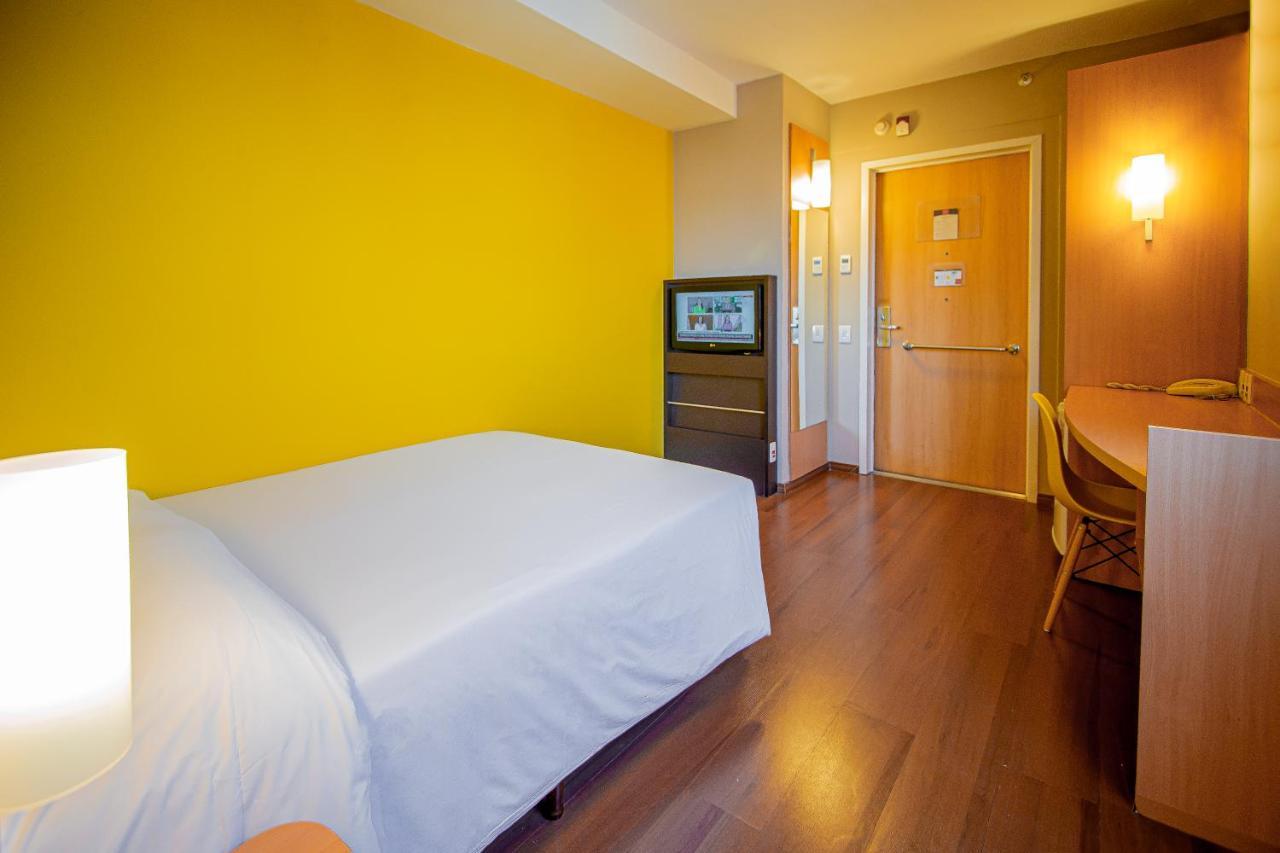 Hus Hotel דוראדוס מראה חיצוני תמונה