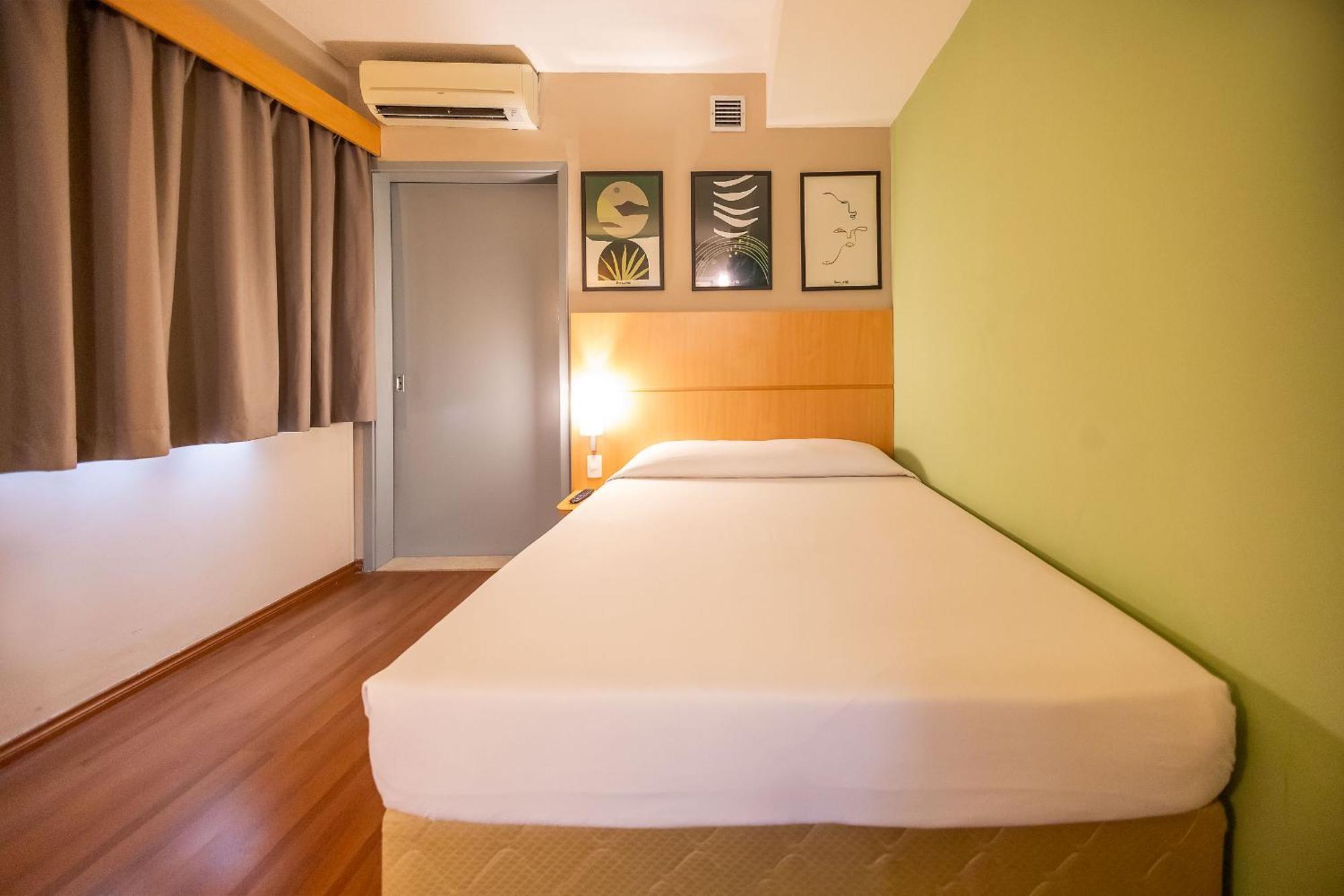 Hus Hotel דוראדוס מראה חיצוני תמונה